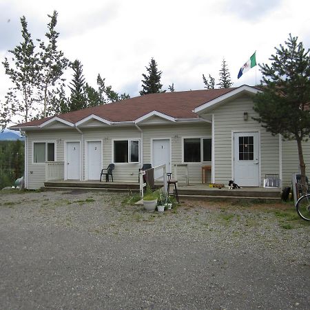 Johnson'S Crossing Lodge Johnsons Crossing Exterior foto